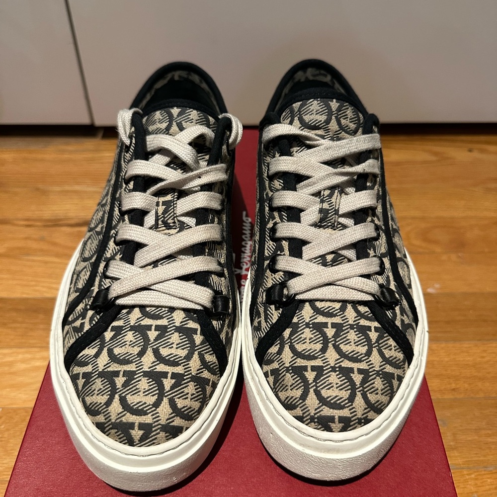 Salvatore Ferragamo Black and Cream Patterned Shoes